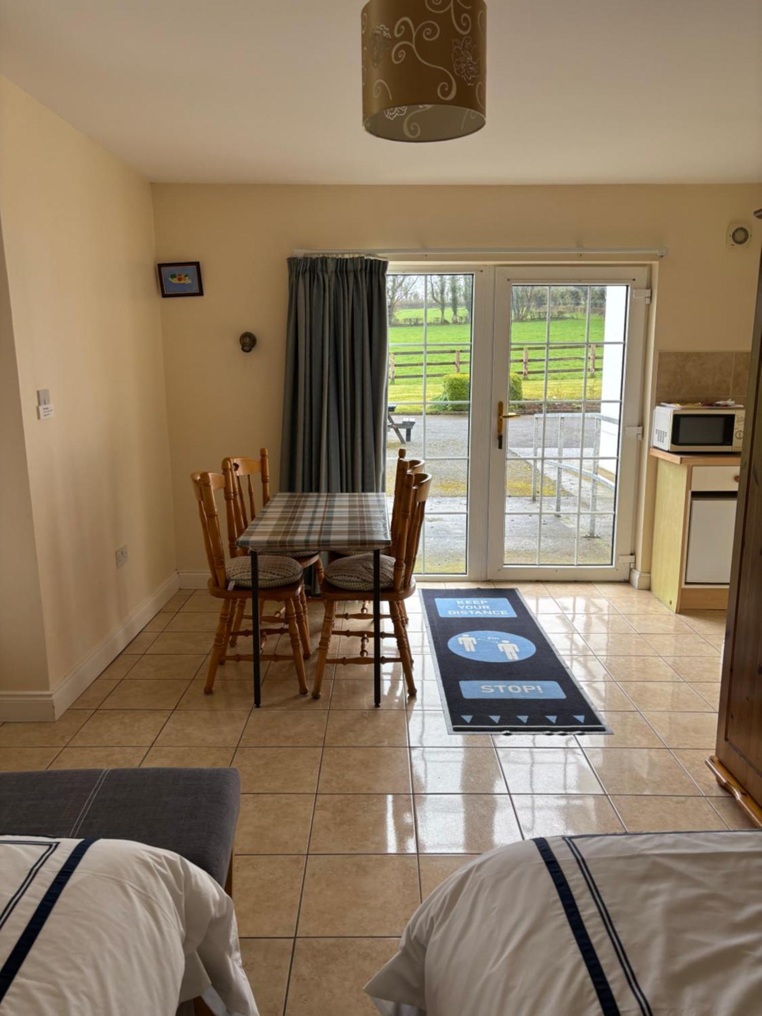 Ballindrum Farm B&B Атай Экстерьер фото